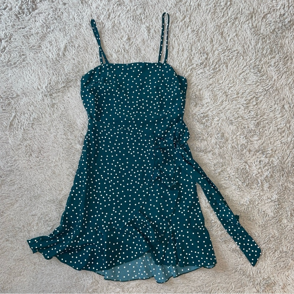 Princess Polly Caesura Mini Dress Women's Size 2 Teal Ruffle Hem Polka Dots - Picture 5 of 12